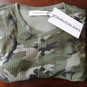 Calvin Klein Men's Short Sleeve Henley Ribbed Logo